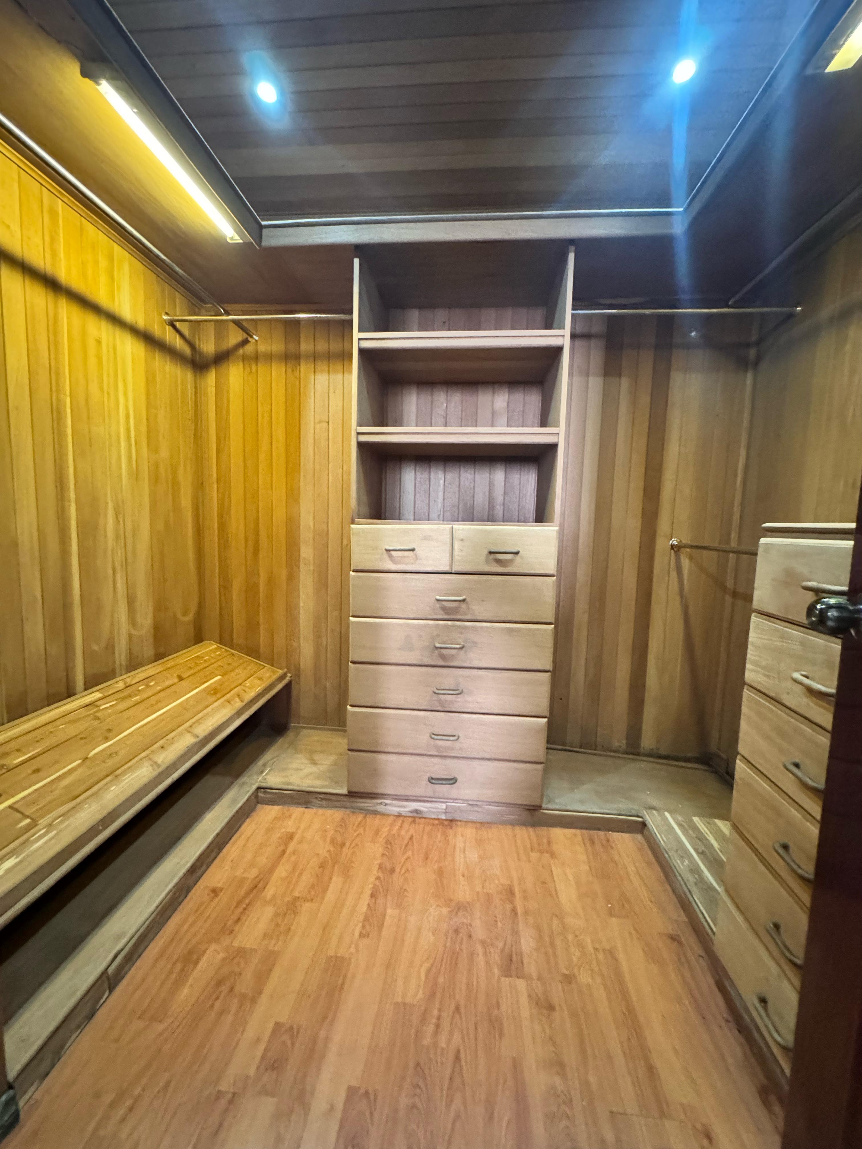 apartamentos - Hermoso apartamento anacaona tres hab 2.5 baños pa 1