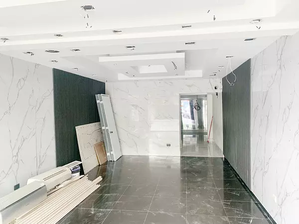 oficinas y locales comerciales - Local bella vista primer nivel  3