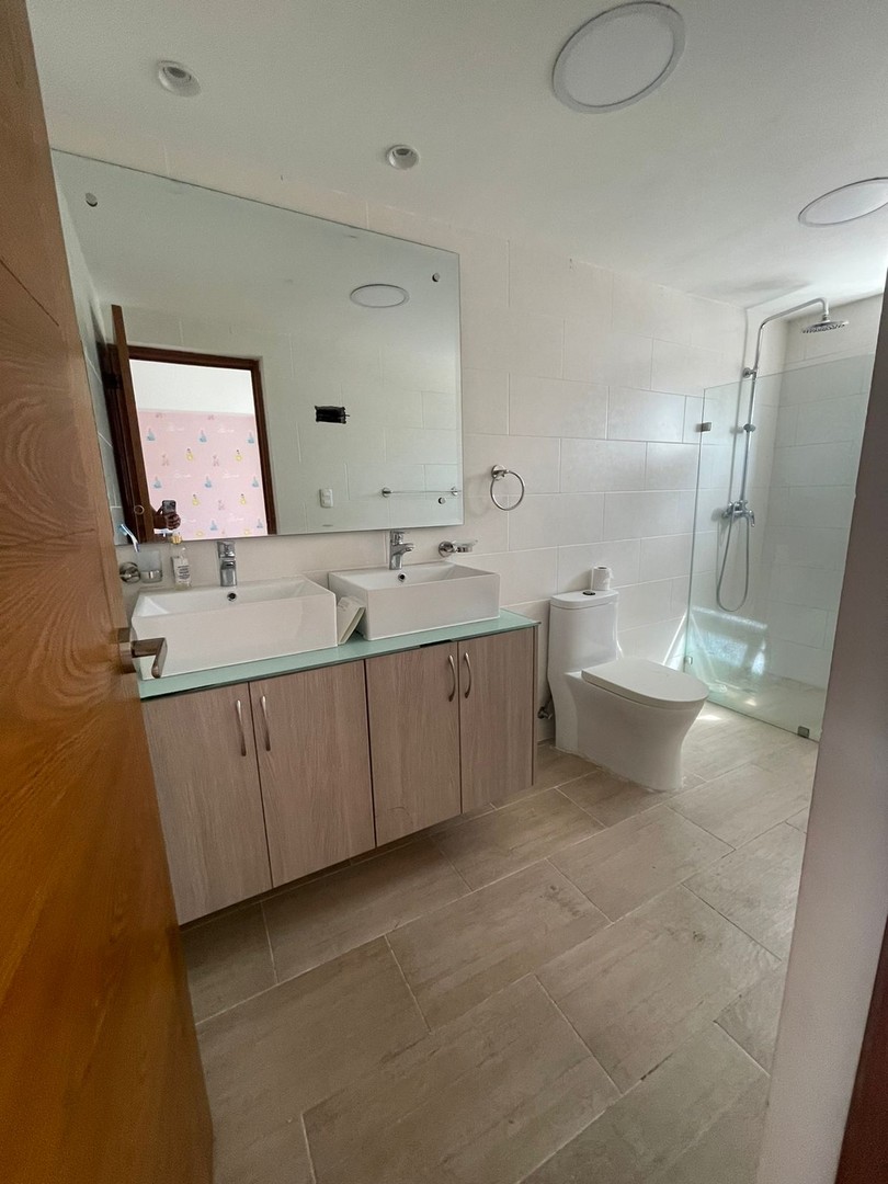 apartamentos - Se vende apartamento tipo PH en Seralles 3