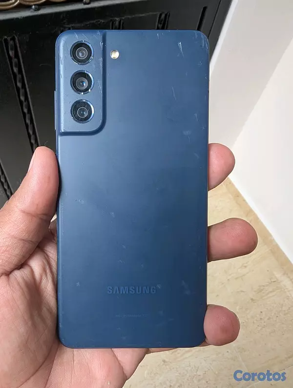 celulares y tabletas - Samsung Galaxy s21 fe  2