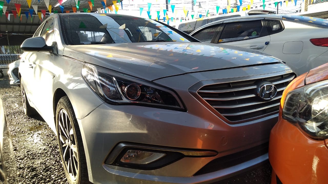 carros - HYUNDAI SONATA  2018 GRIS