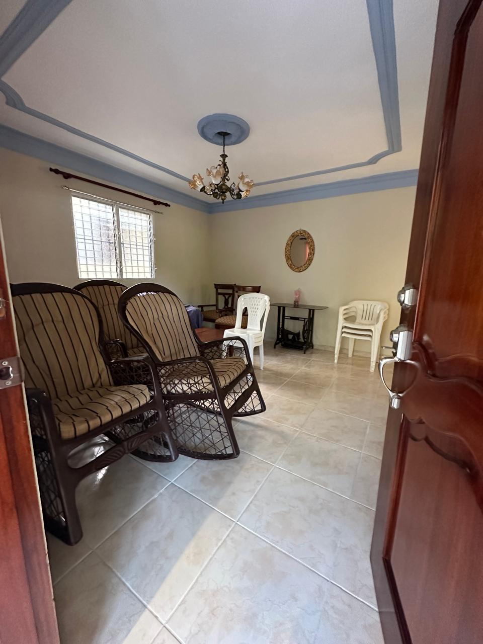 apartamentos - Casa Amplia con Patio en Vista Linda 5