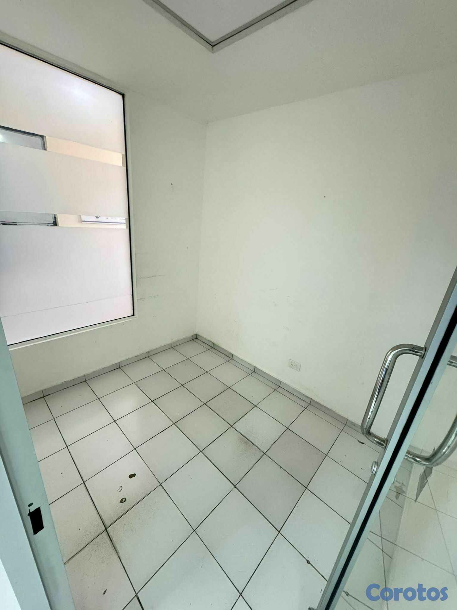 oficinas y locales comerciales - Alquilo Oficina/Local en Piso 2 en Naco Cod:PD538 2