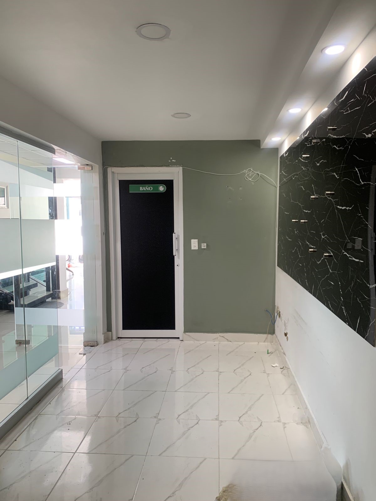 oficinas y locales comerciales - Local Alquiler Ens. Ozama 1