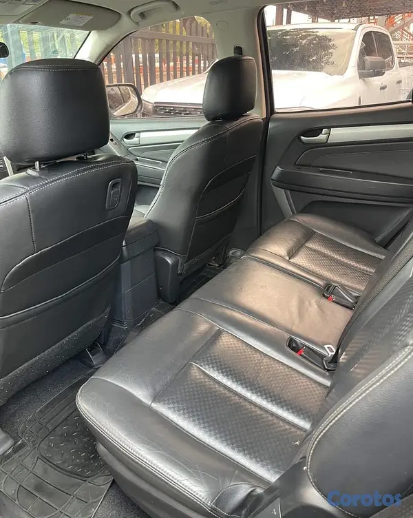 jeepetas y camionetas - ISUZU MUX 2015 9
