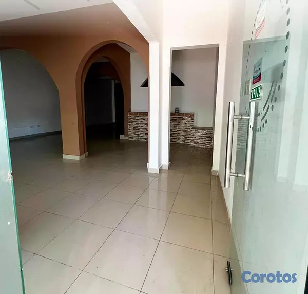 oficinas y locales comerciales - se alquila local  5
