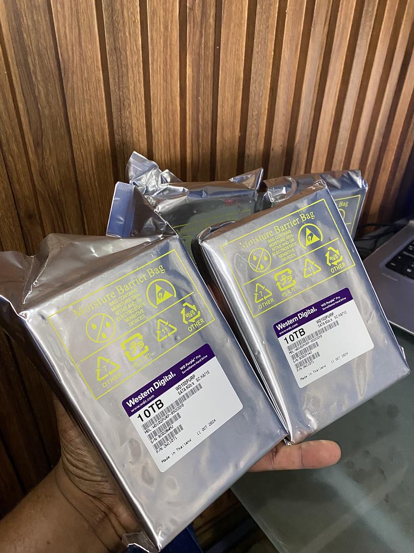 computadoras y laptops - Disco duro sata 10TB  WD  1
