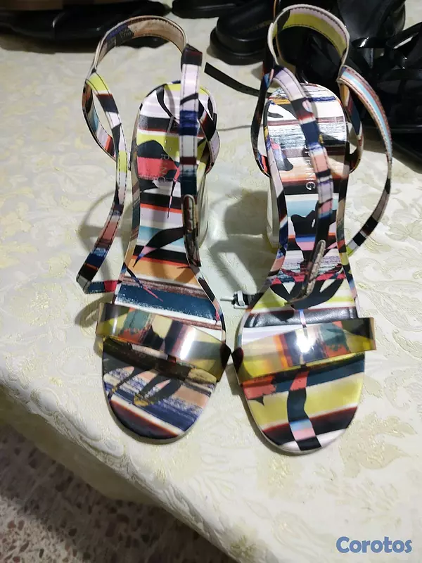 ropa para mujer - zapatillas  5