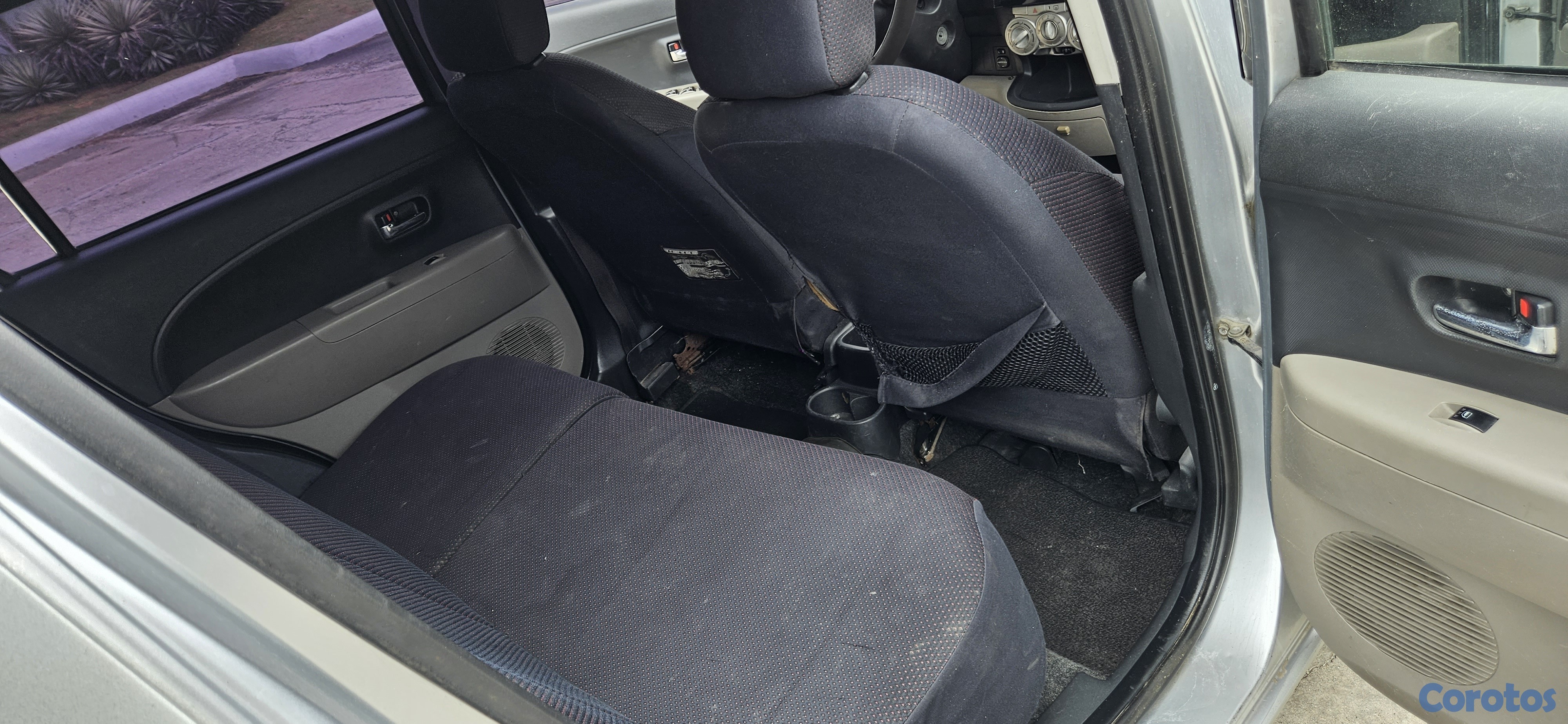 carros - daihatsu sirion americano  8