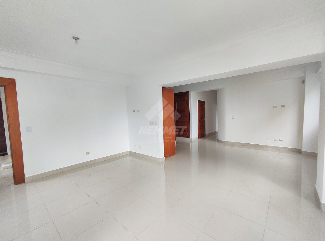 apartamentos - 5TO PISO CON ELEVADOR Y AIRES ACONDICIONADOS LA ESMERALDA SANTIAGO  7