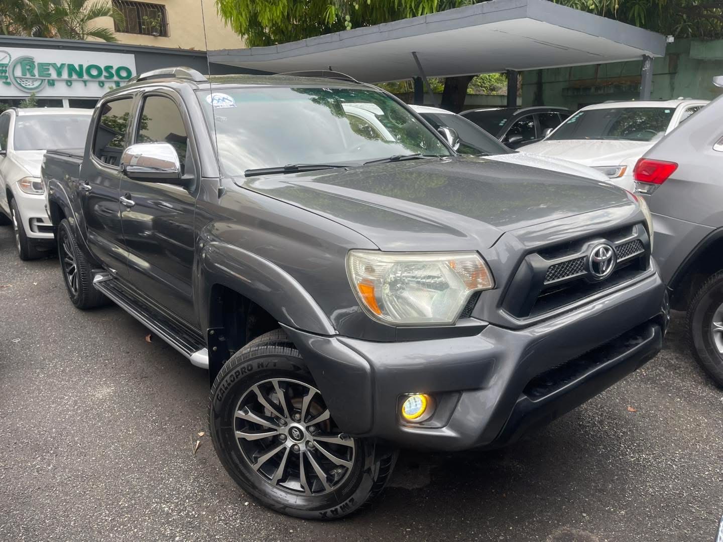 jeepetas y camionetas - TOYOTA PRERUNNER 2014 0