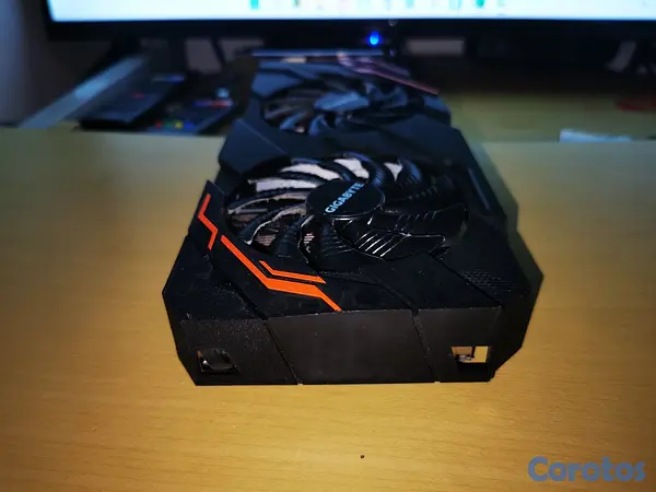 otros electronicos - Tarjeta de video Nvidia GTX 1070 8GB 4