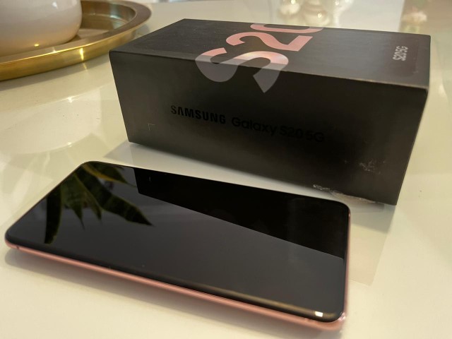 celulares y tabletas - Samsung Galaxy s20