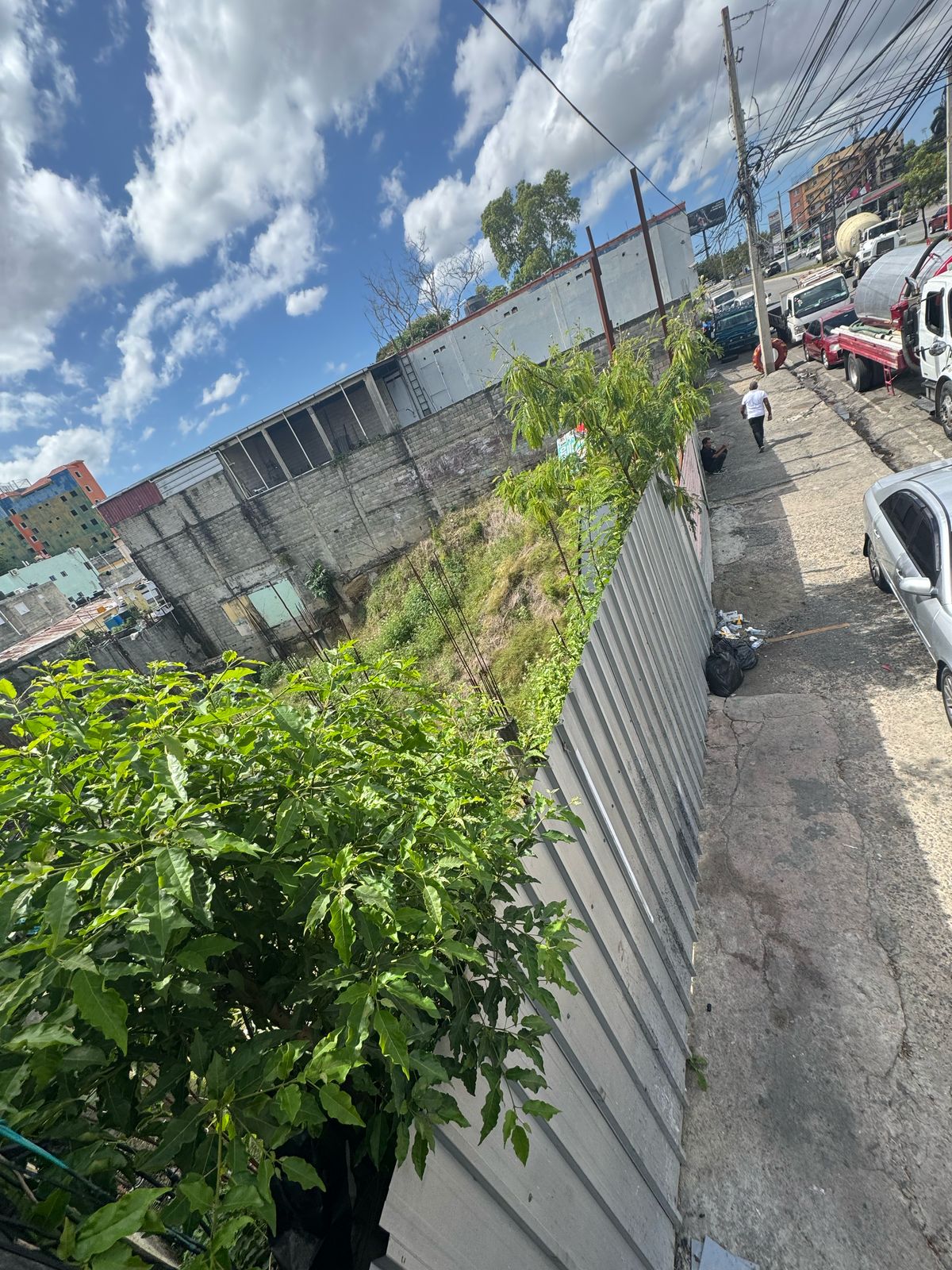 solares y terrenos - 🔵Solar 804 mts en Av. Los proceres proximo a intec 2