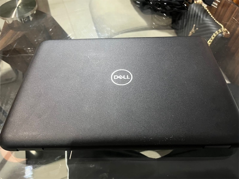 computadoras y laptops - Vendo Mini-laptop Dell  7