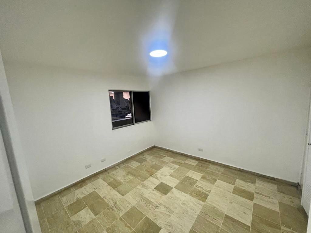 apartamentos - --SIN INTERMEDIARIOS RENTO APARTAMENTO SE PUEDE USAR COMO OFICINA-- -.
 1