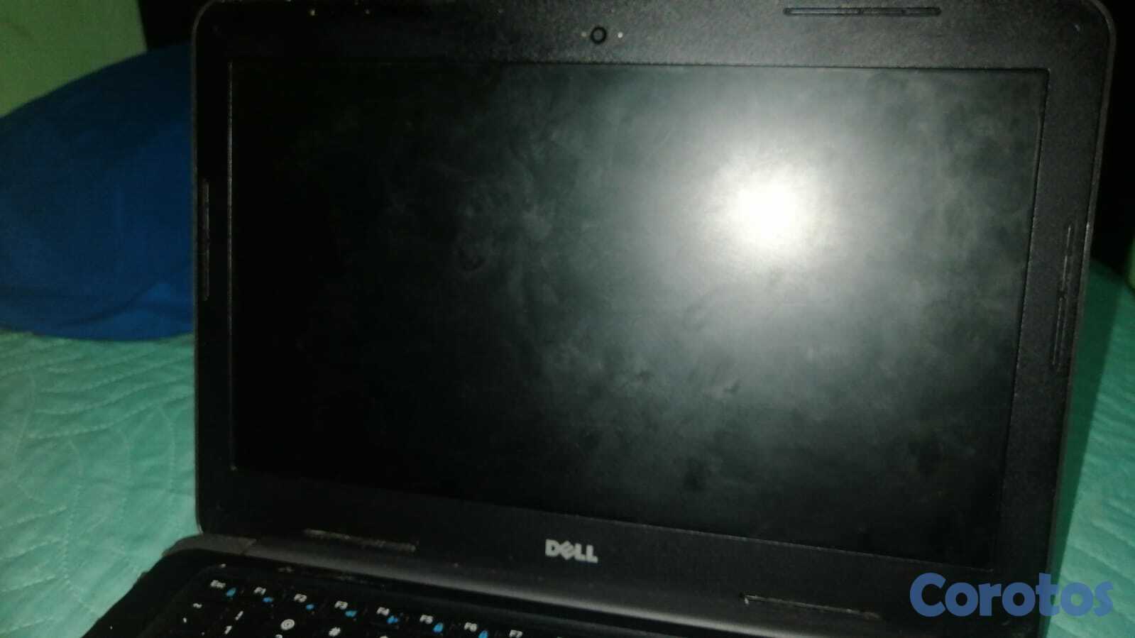 computadoras y laptops - vendo mi laptop DELL latitude 3380 tiene DDR4 con GB4  2