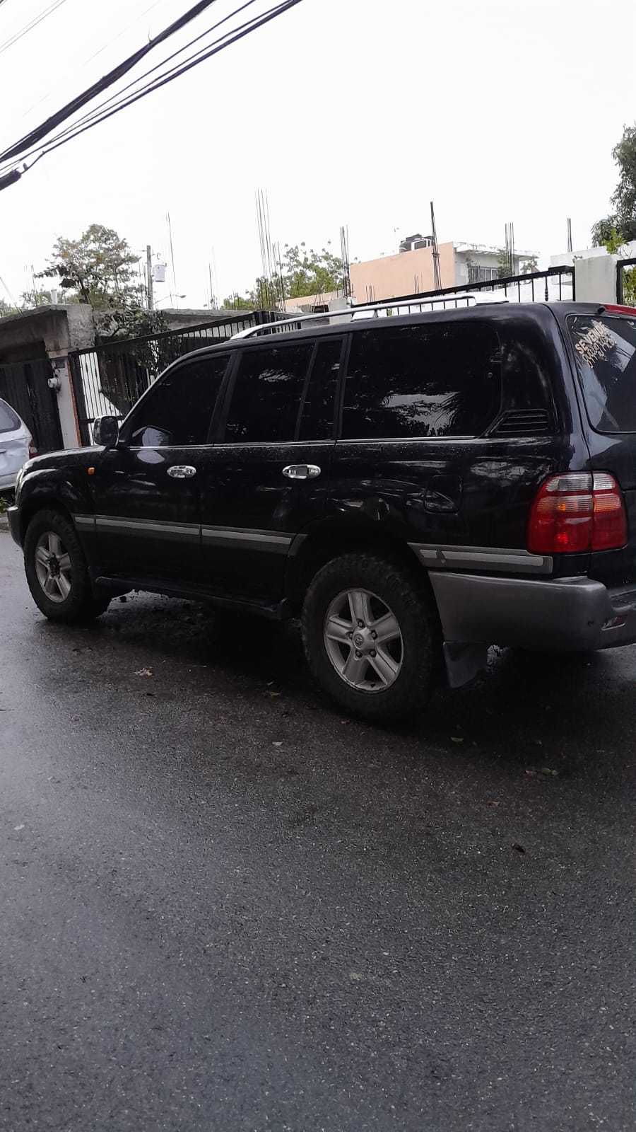 jeepetas y camionetas - 4x4 gas y gasolina negociable  2