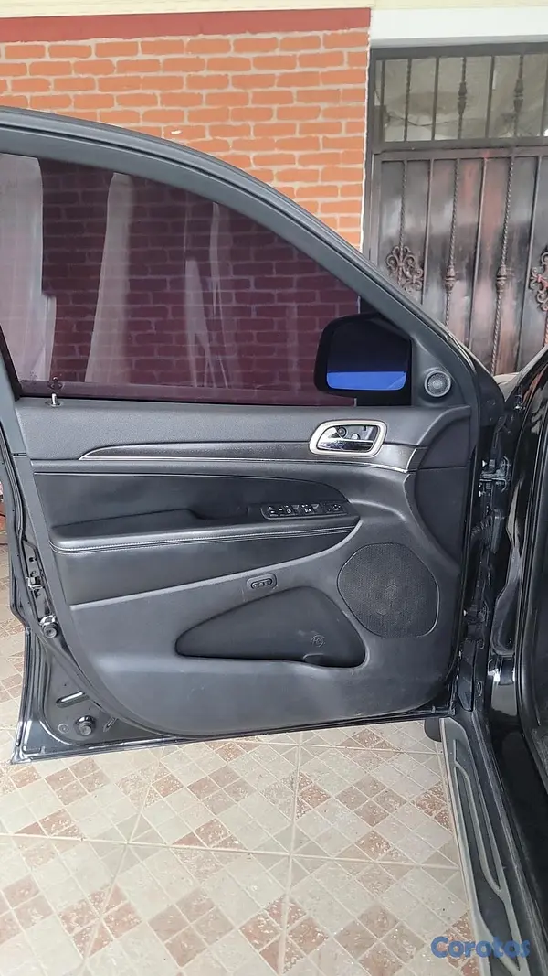 jeepetas y camionetas - 🔥 Jeep Grand Cherokee en venta 🔥
Automática • 4 cilindros • 4WD

 4