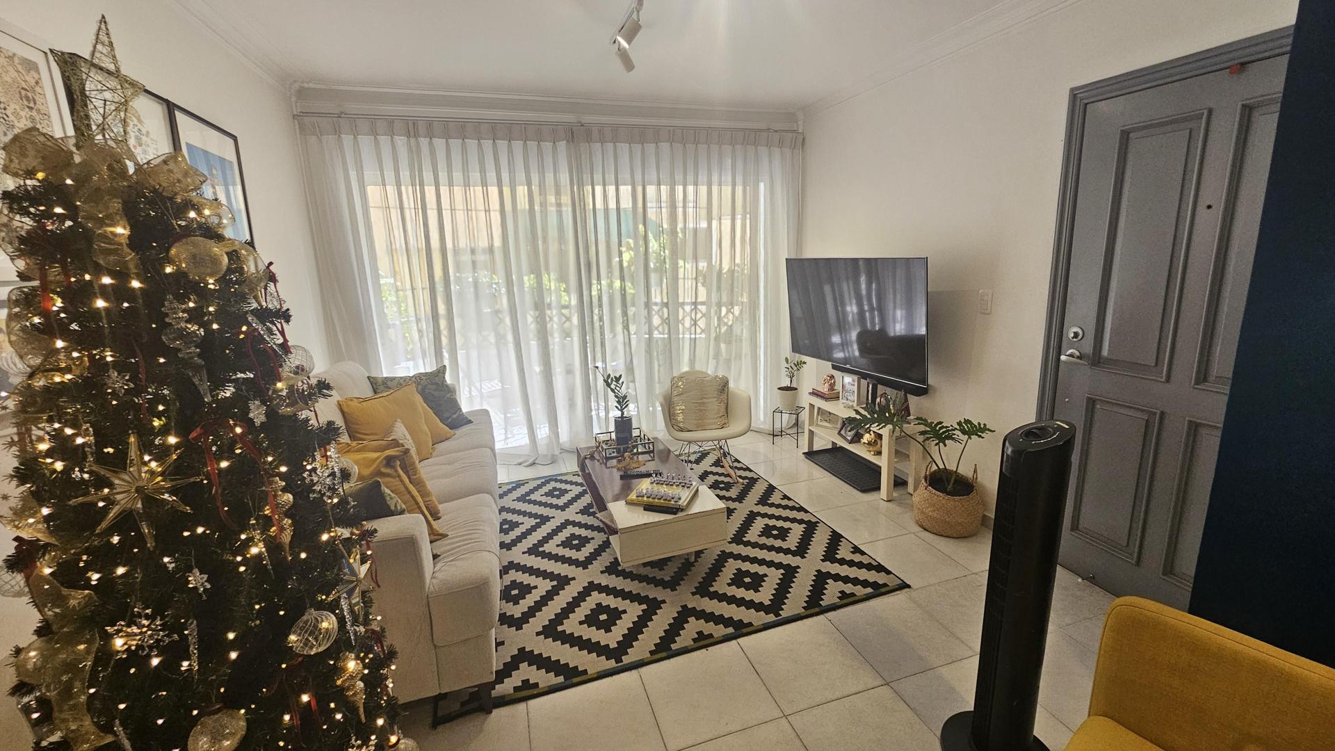 apartamentos - Apartamento en venta en Arroyo Hondo, a pocos metros de la rotonda del Nacional 3