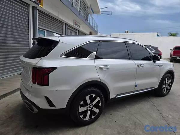 jeepetas y camionetas - KIA SORENTO SX 2022 BLANCO GASOLINA 10