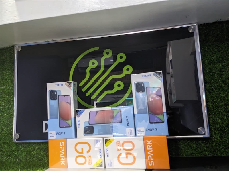 celulares y tabletas - Tecno spack 2