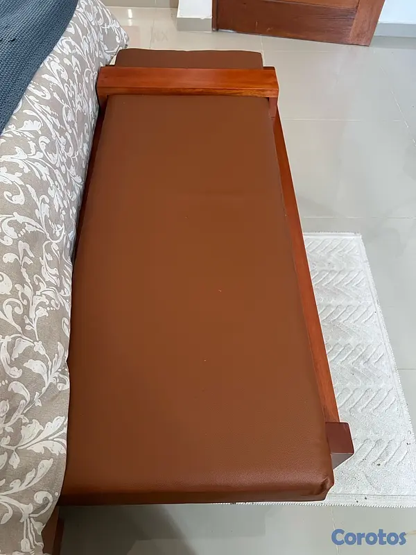 muebles y colchones - Taburete en Madera  4