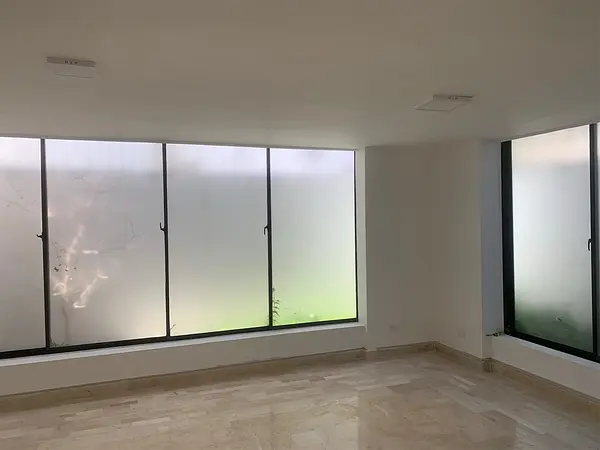 oficinas y locales comerciales - Local amplia y céntrico 5
