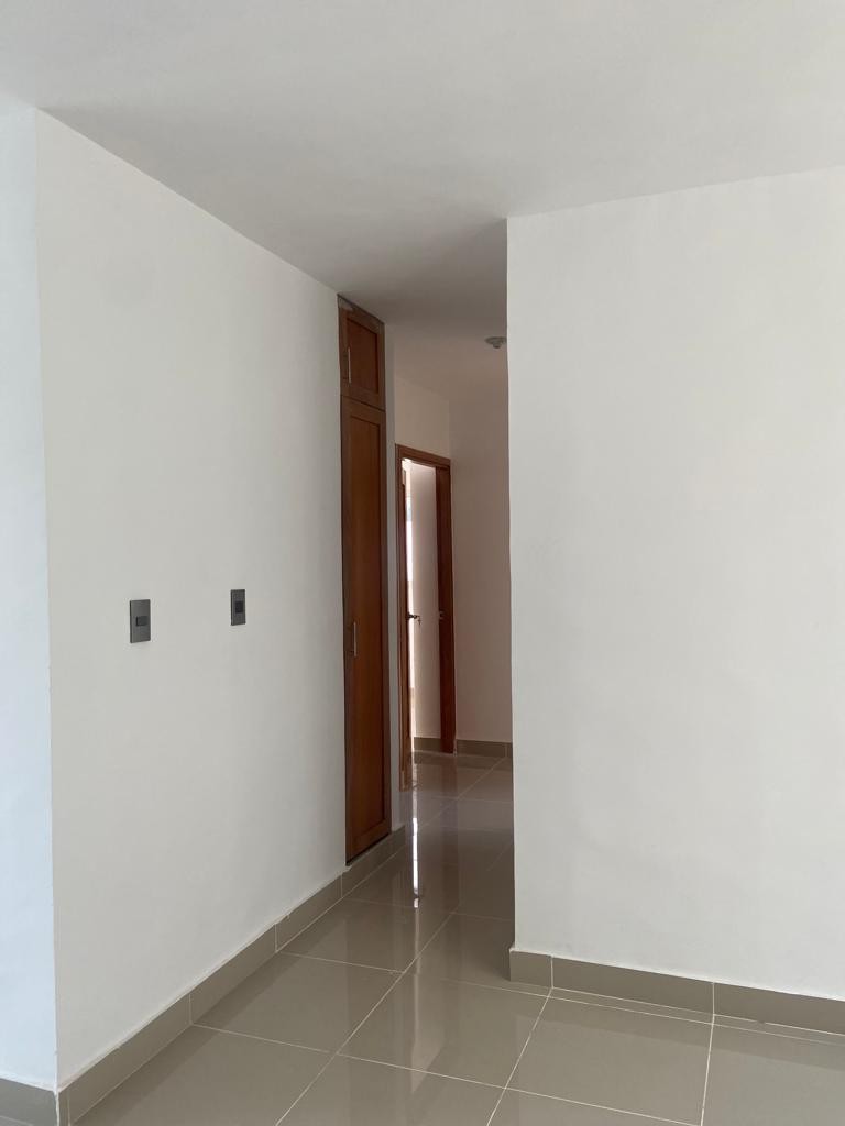 apartamentos - apartamento en venta próximo a la republica de Colombia  3