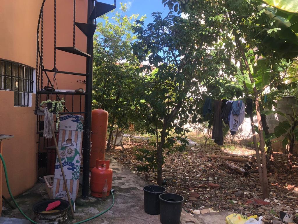 casas - ▶️Se vende casa 2 niveles en Cabirma del Este(Próximo a la Charles de Gaulle)📍� 4