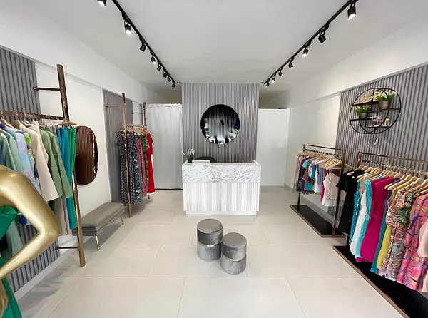 oficinas y locales comerciales - Local en Primer nivel Piantini 2