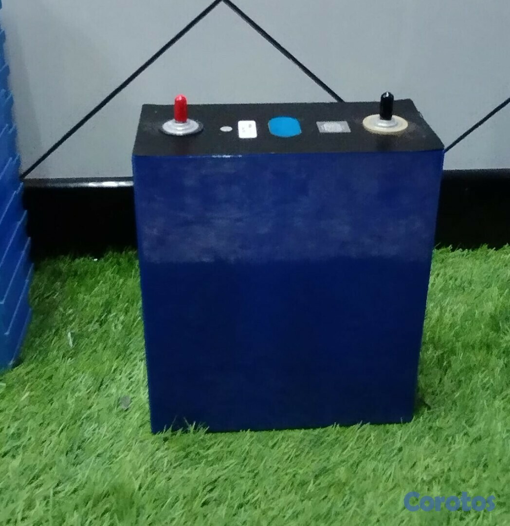 plantas e inversores - Baterias De Littio 200A 2