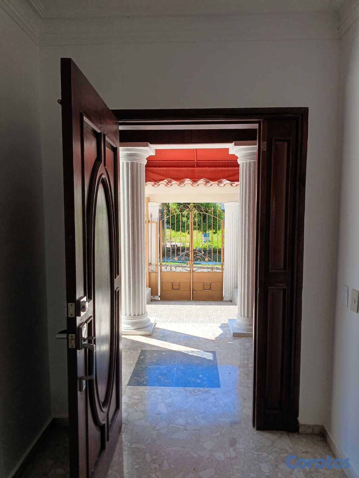 casas - ALQUILO CASA DE 2 NIVELES EN COLINAS DEL OESTE 7