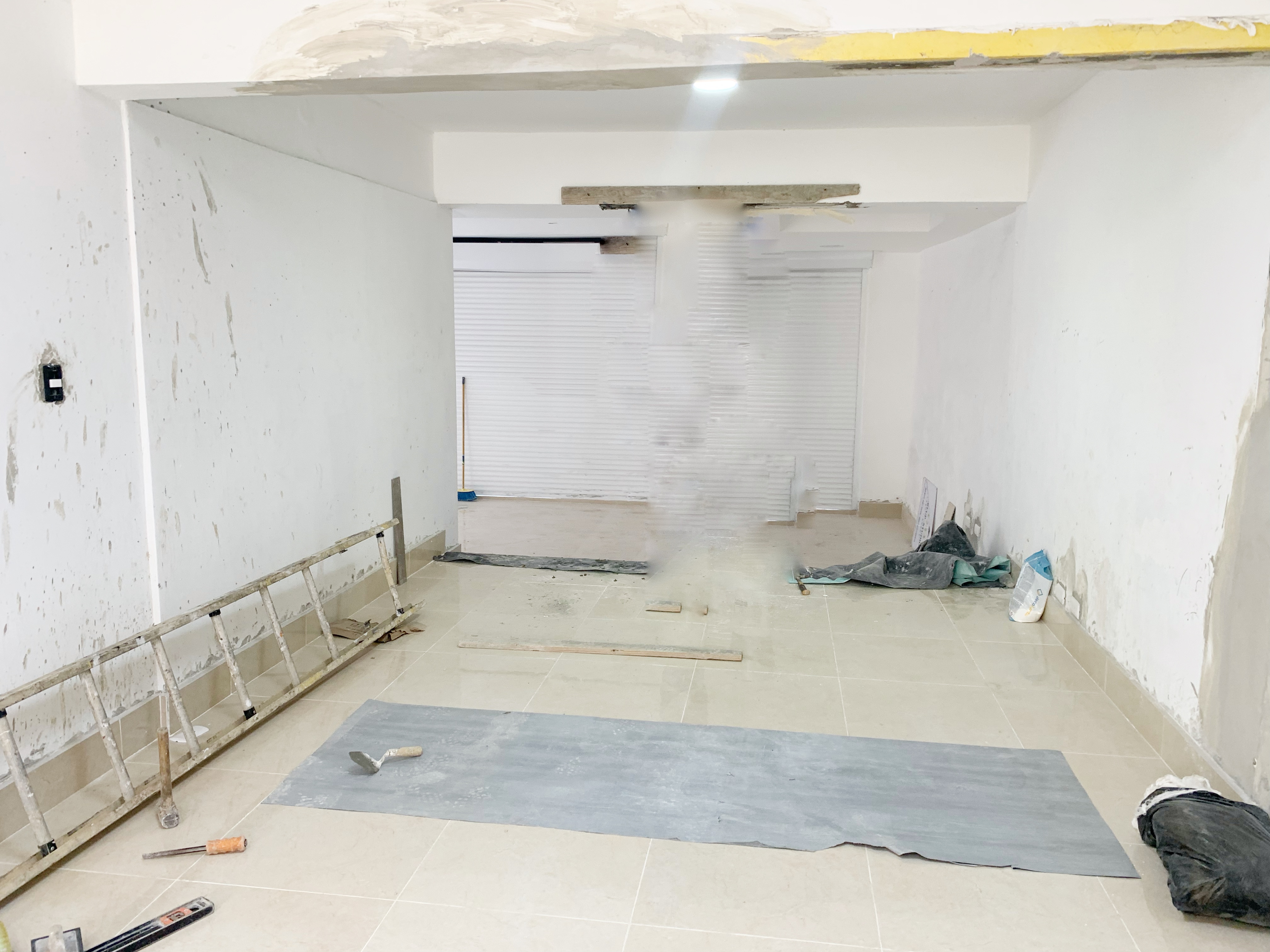 oficinas y locales comerciales - Local en primer nivel  3