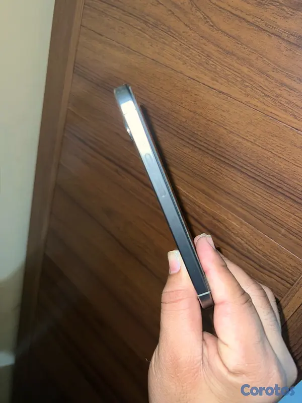 celulares y tabletas - vendo iPhone 15 pro de 512gb 6