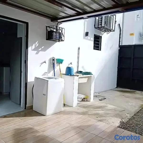 apartamentos - estudio amueblado 1er piso con patio en los álamo próximo al homs  7