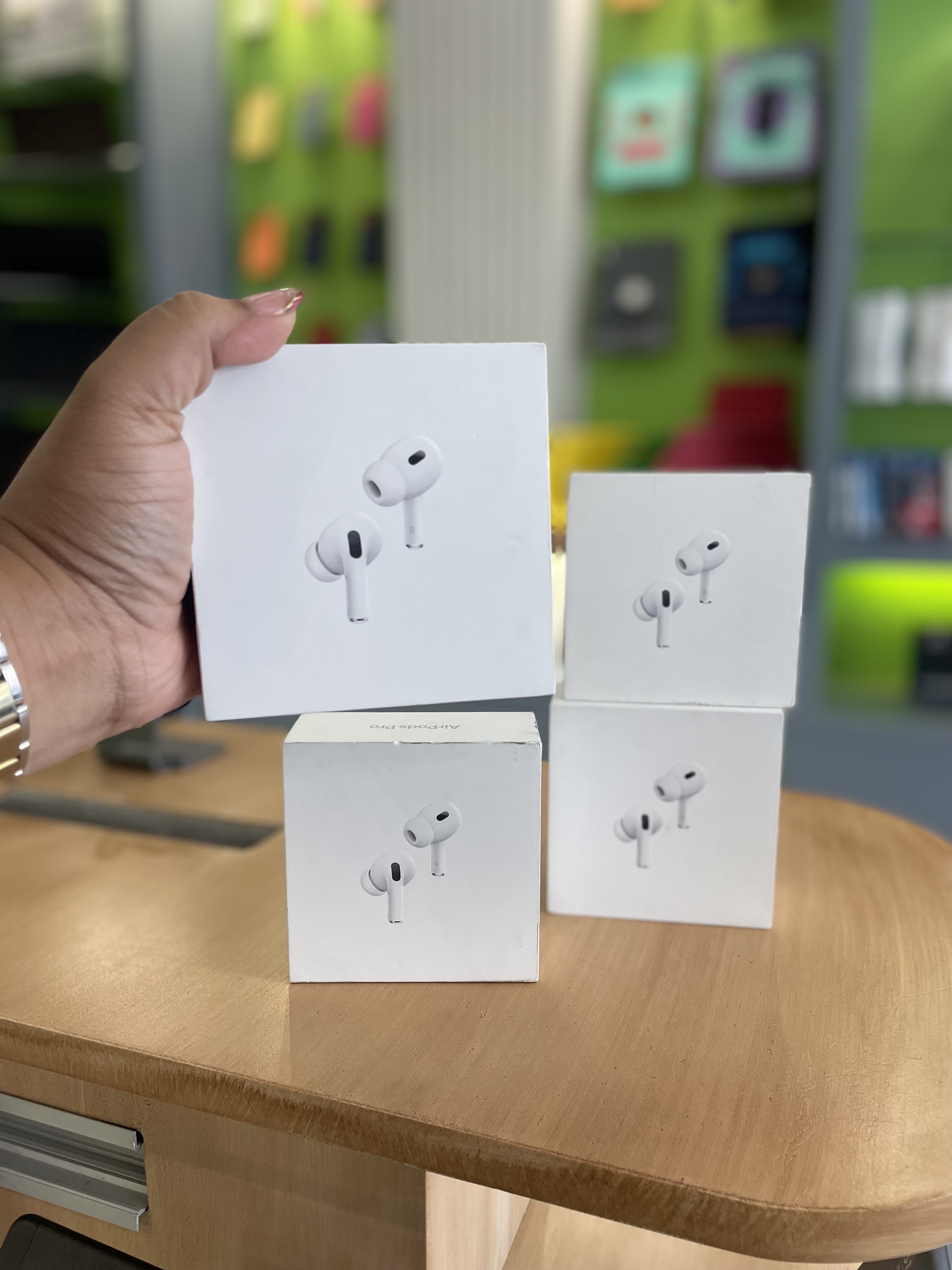 celulares y tabletas - AIRPODS PRO 2DA GENERACIÓN  1
