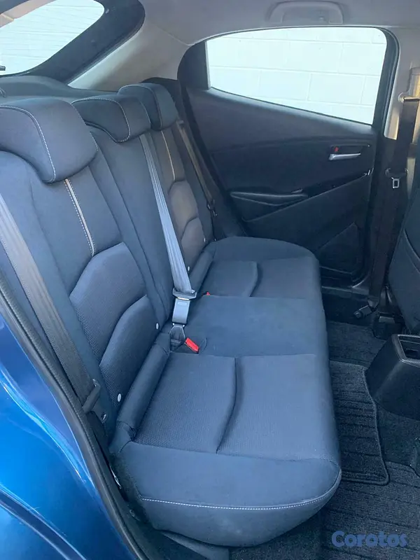 carros - MAZDA MAZDA 2 TOURING 8