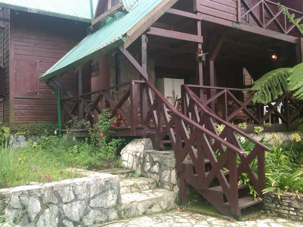casas vacacionales y villas -  Casa en La montaña de san cristibal La colonia  1
