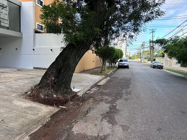 oficinas y locales comerciales - Local de Oficina en LA JULIA 8