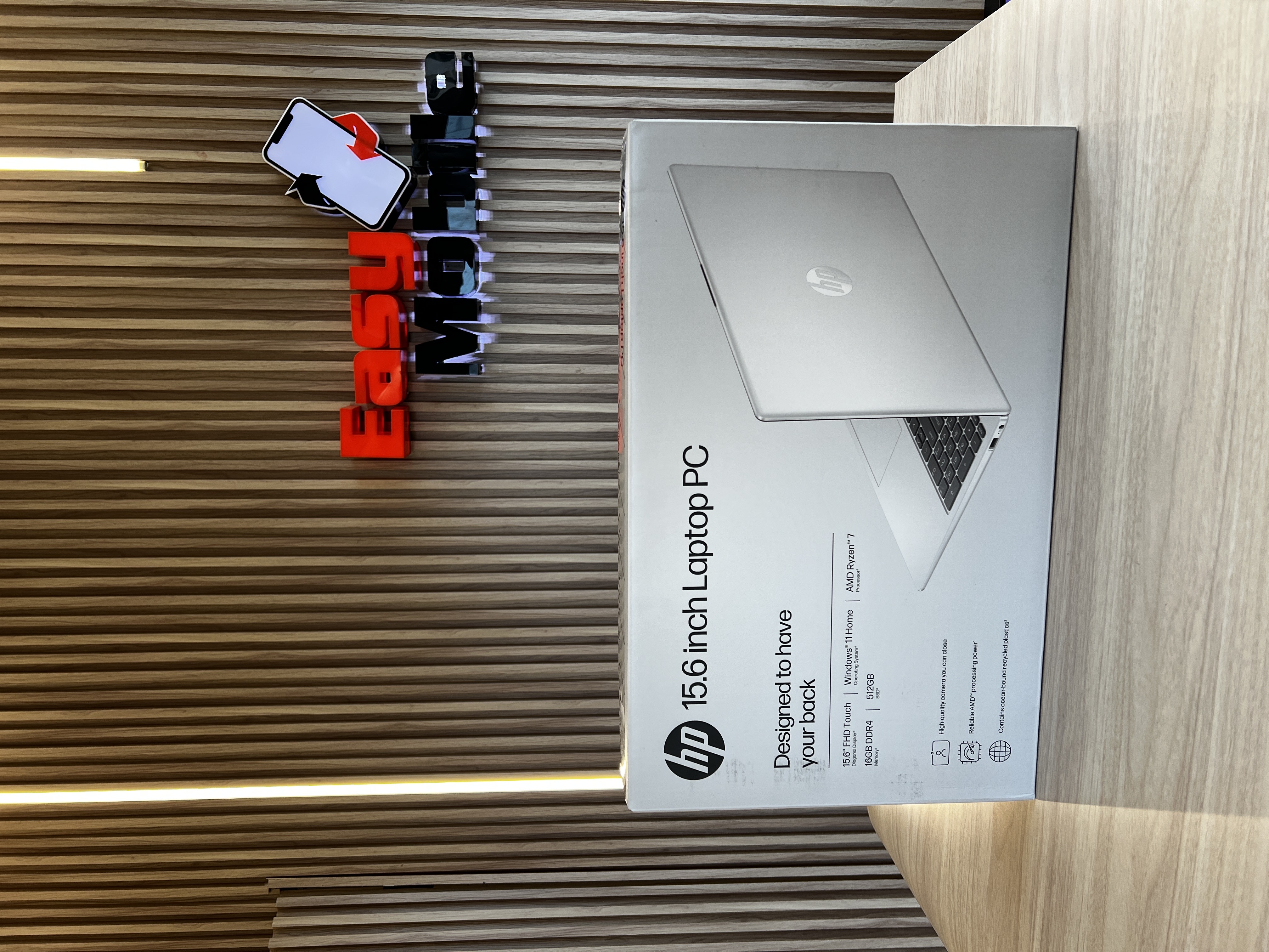 computadoras y laptops - HP 15.6" FHD TOUCH R7-7730U 16GB RAM 512GB SSD  0