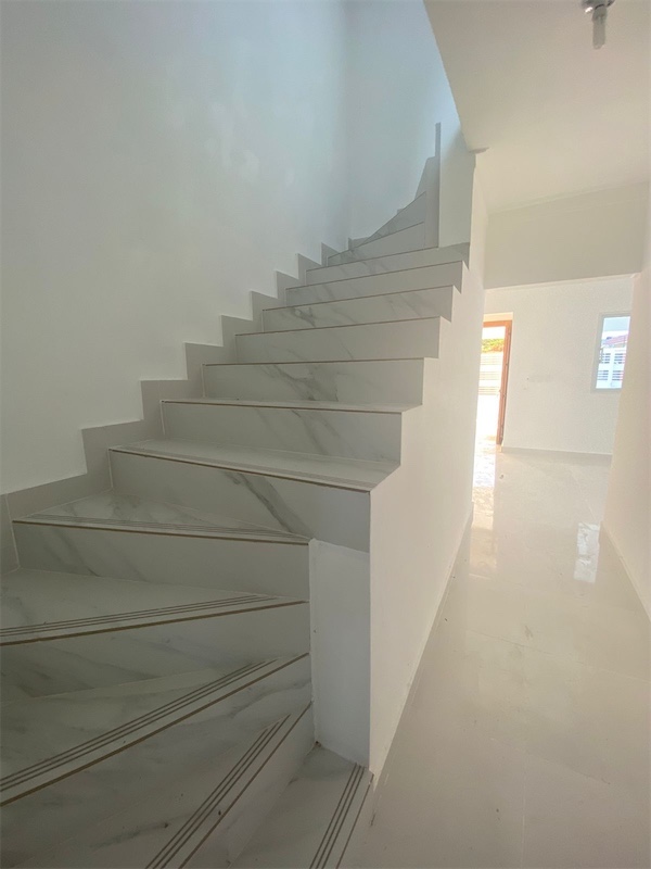 casas - Venta de casa en la autopista de san Isidro brisa oriental Santo Domingo este 5