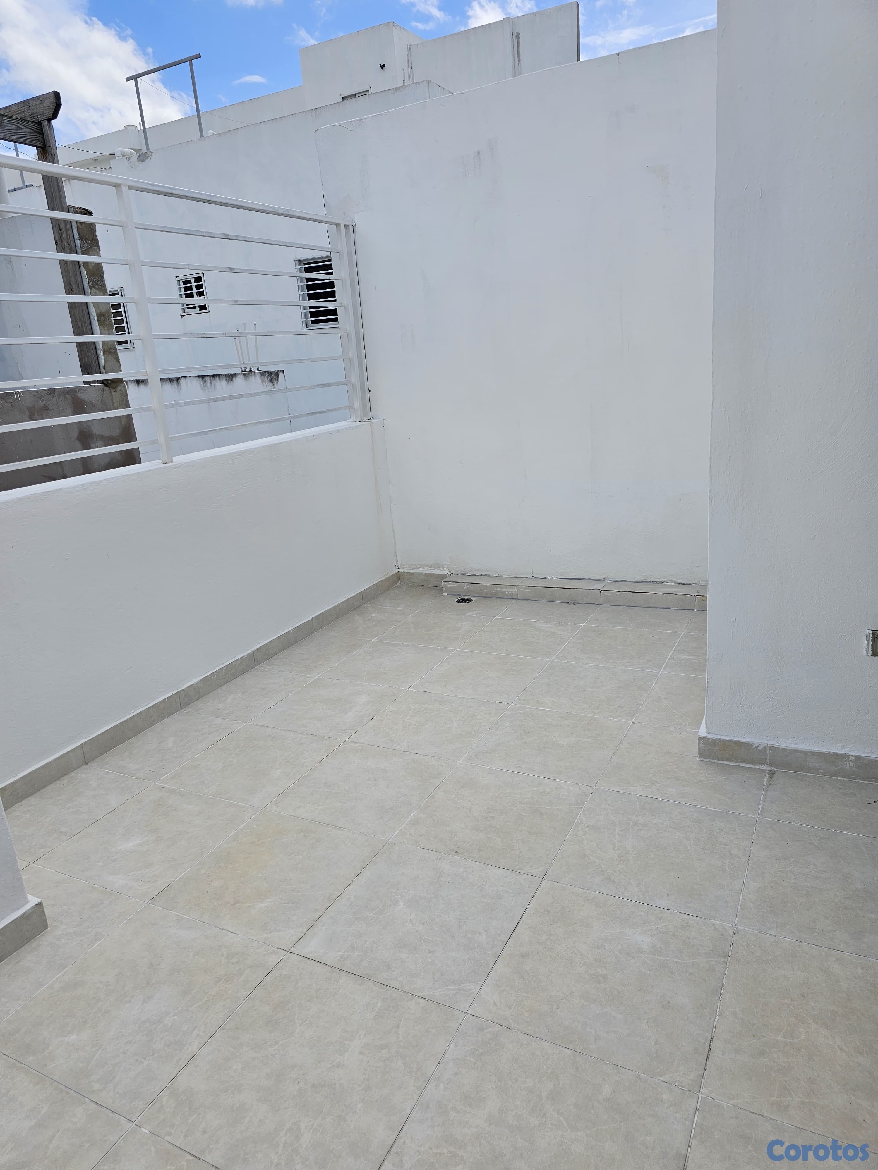 apartamentos - ALQUILO APARTAMENTO EN ALAMEDA  4