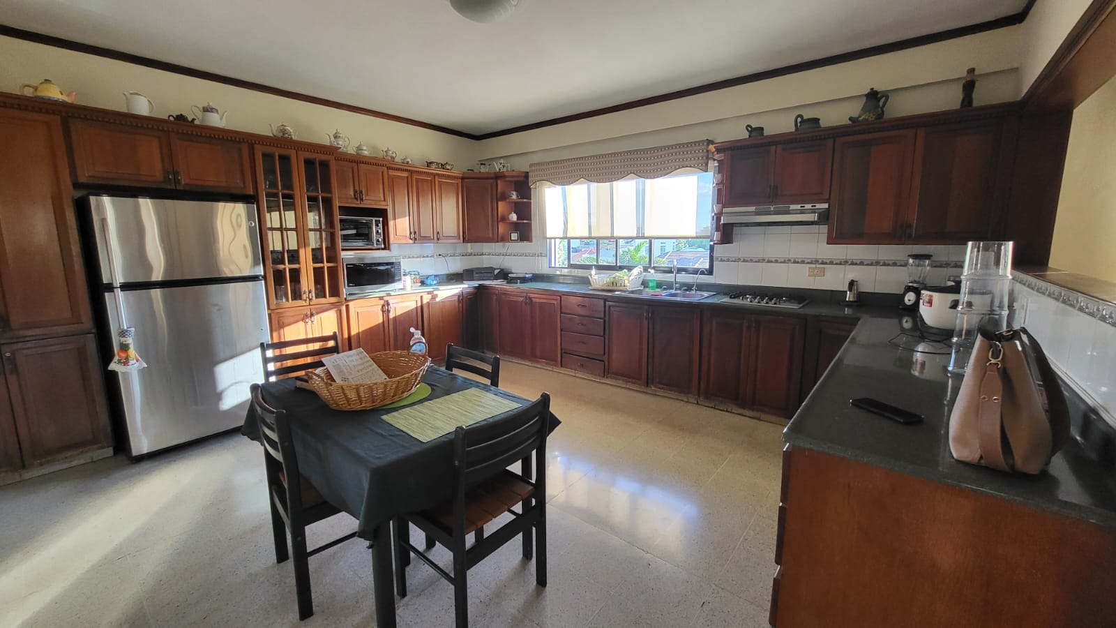 otros inmuebles - Edificio Venta 4 locales,1 penthouse Las Pradera   4