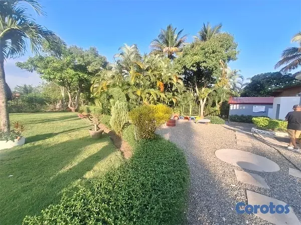 casas vacacionales y villas - Vendo villa amueblada! Con piscina En pedro Brant, Santo Domingo Oeste 3,783mts 3