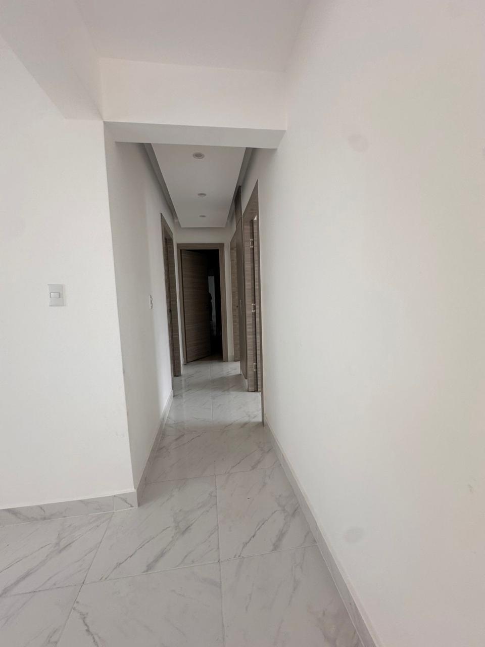 apartamentos - APARTAMENTO EN VENTA EN LOS RIELES DE GURABO, SANTIAGO.
 7