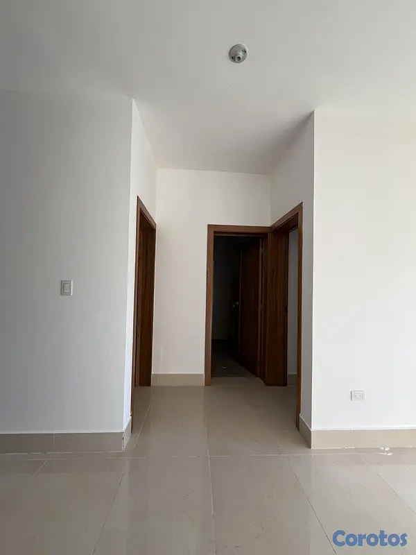 apartamentos - Apartamento 1er Nivel en Proyecto Cerrado, Dorado  5