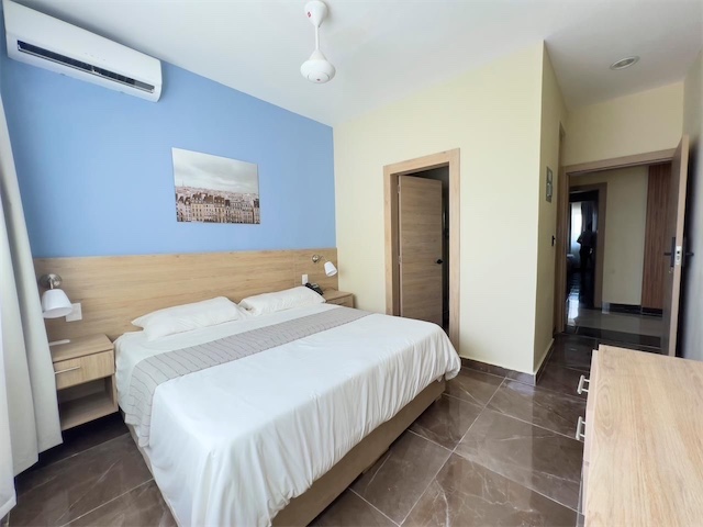 oficinas y locales comerciales - hotel en boca chica con alta rentabilidad  9
