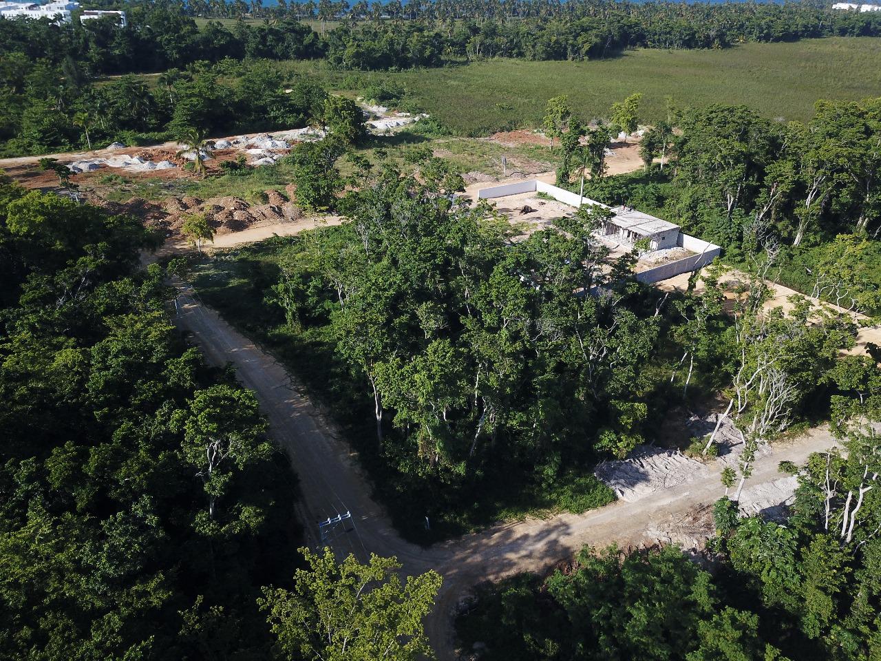solares y terrenos - TERRENO DE 790 M2 CERCA DEL MAR EN LAS TERRENAS