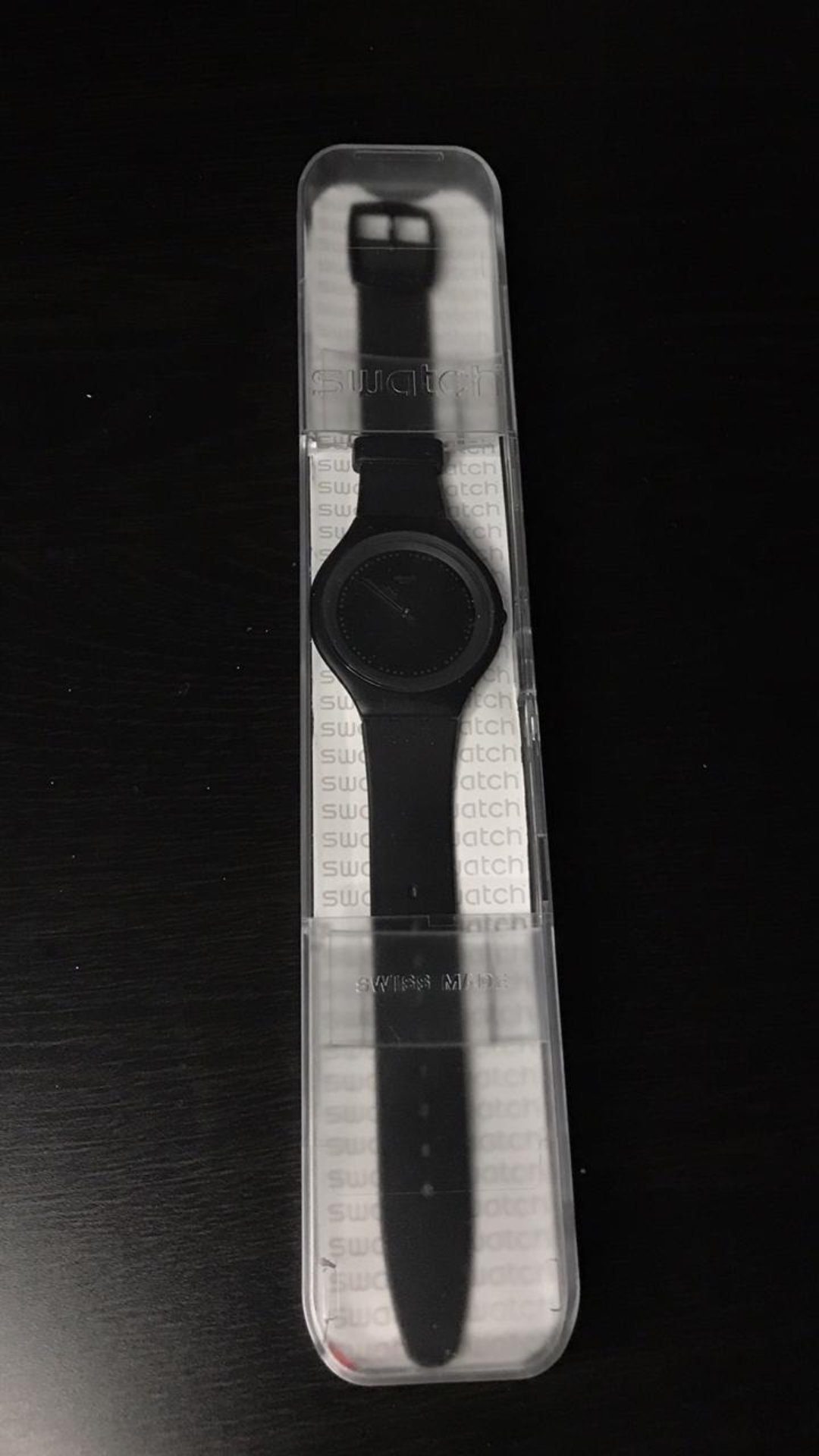 Reloj Swatch Original con su caja, color negro, 16